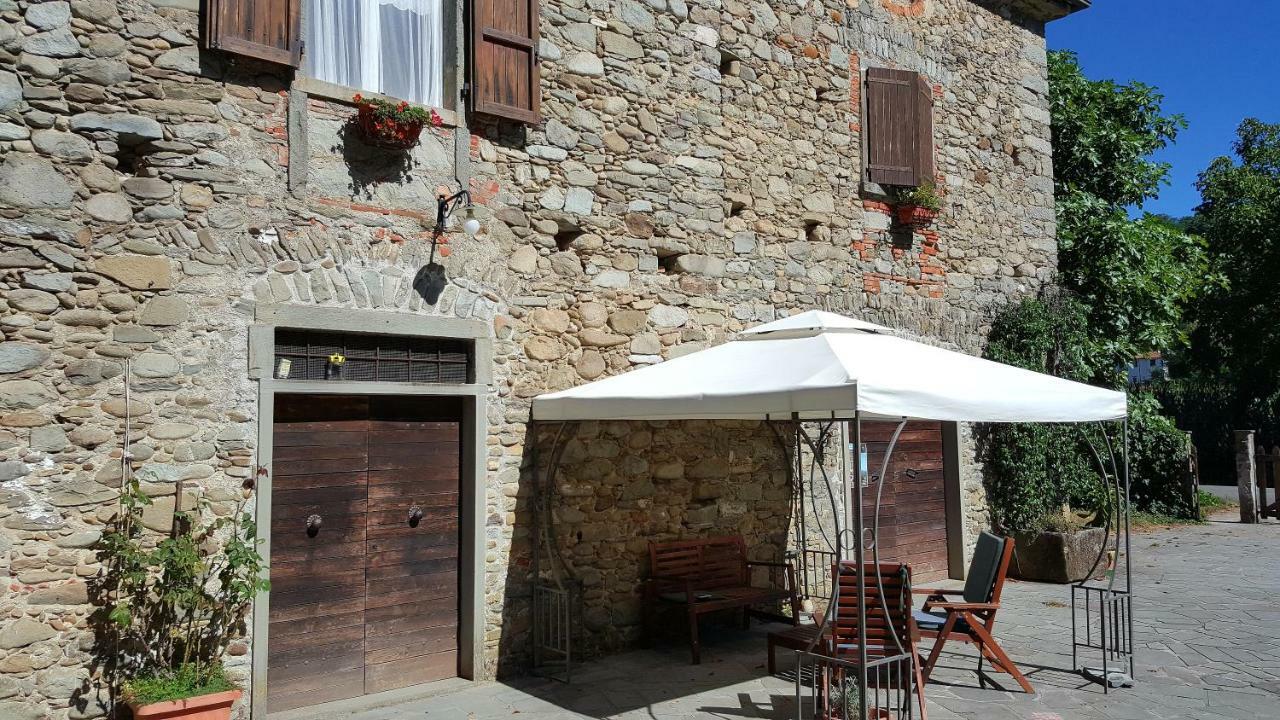 Ai Chiosi Affittacamere Pontremoli Eksteriør bilde